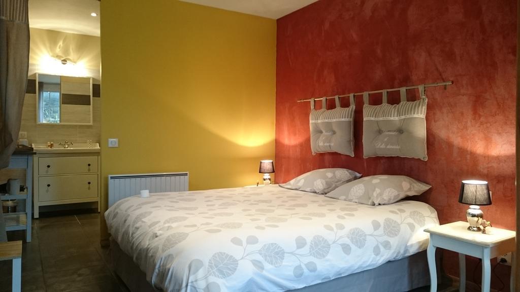 Bed & Breakfast La Grange De Thalie. 4*